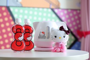 Hello Kitty amenities